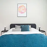 Charming Apartment With Free Garage In Building
